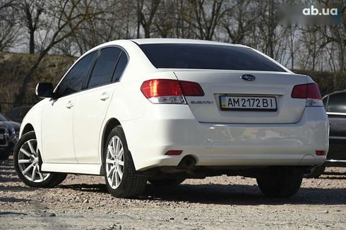 Subaru Legacy 2011 - фото 8