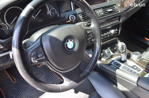BMW 5 серия 2015 черный - фото 15
