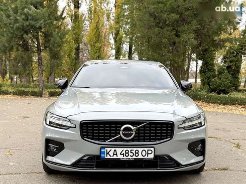 Volvo S60 2024 - фото 27