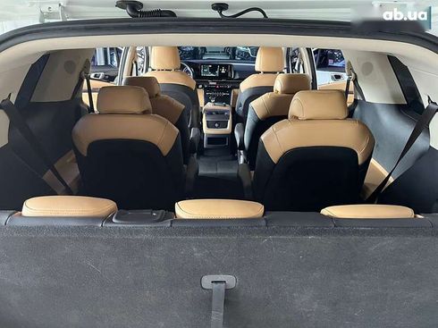 Kia Carnival 2021 - фото 18