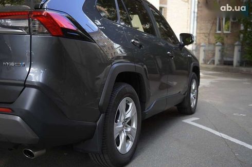 Toyota RAV4 2021 - фото 6