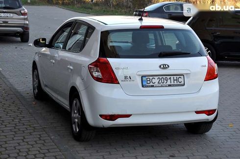 Kia Cee'd 2012 - фото 29