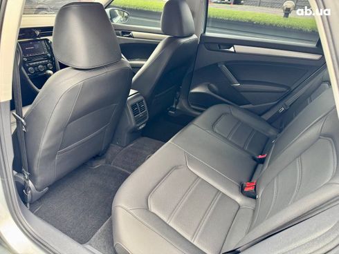 Volkswagen Passat 2017 - фото 6