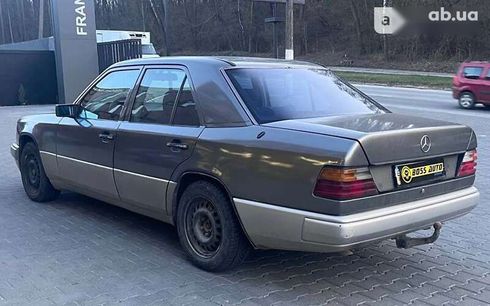 Mercedes-Benz E-Класс 1989 - фото 4