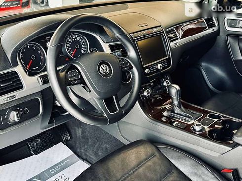Volkswagen Touareg 2015 - фото 18