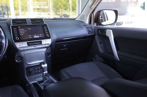 Toyota Land Cruiser Prado 2020 - фото 11