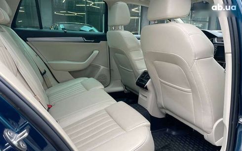 Skoda Superb 2016 - фото 17