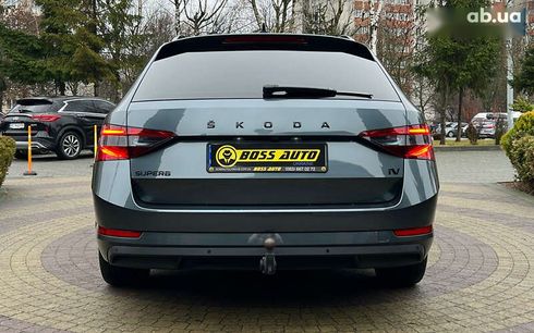 Skoda Superb 2020 - фото 6
