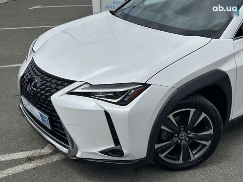 Lexus UX 2019 - фото 9