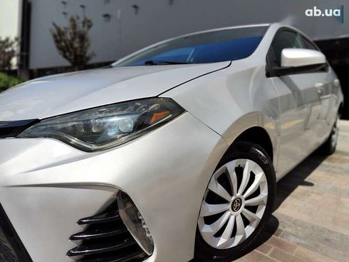 Toyota Corolla 2019 - фото 2