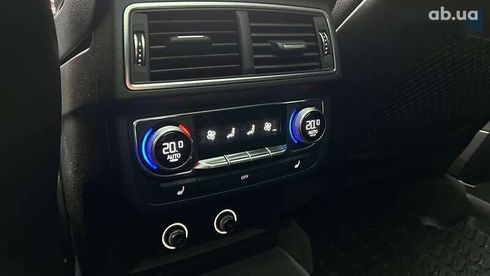 Audi Q7 2017 - фото 11
