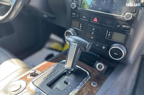 Volkswagen Touareg 2005 - фото 27