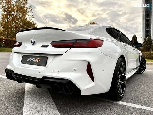 BMW M8 Gran Coupe 2021 - фото 16