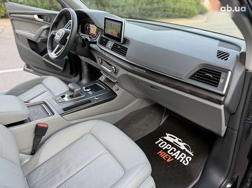 Audi Q5 2020 - фото 30