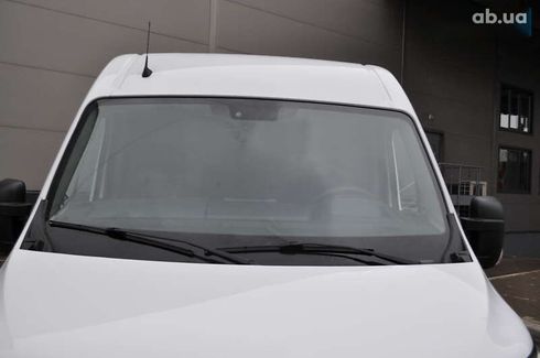 Renault Master 2021 - фото 11