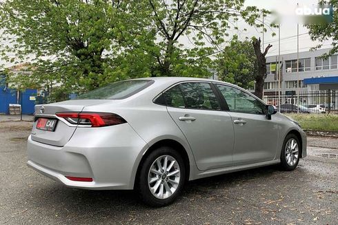 Toyota Corolla 2020 - фото 19