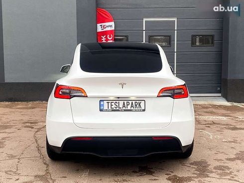 Tesla Model Y 2023 - фото 9