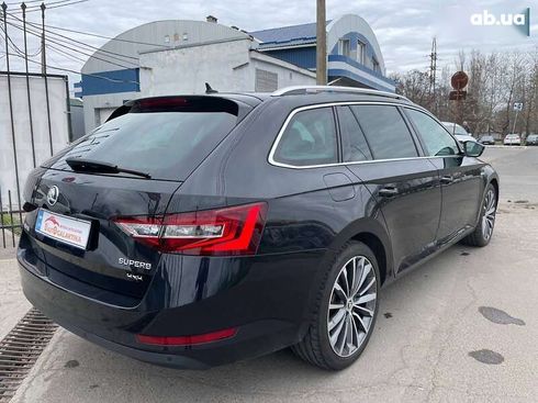 Skoda Superb 2016 - фото 11