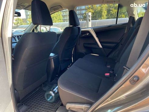 Toyota RAV4 2015 - фото 15