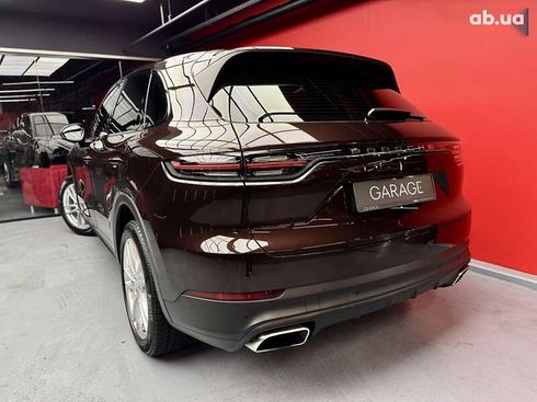 Porsche Cayenne 2020 - фото 25