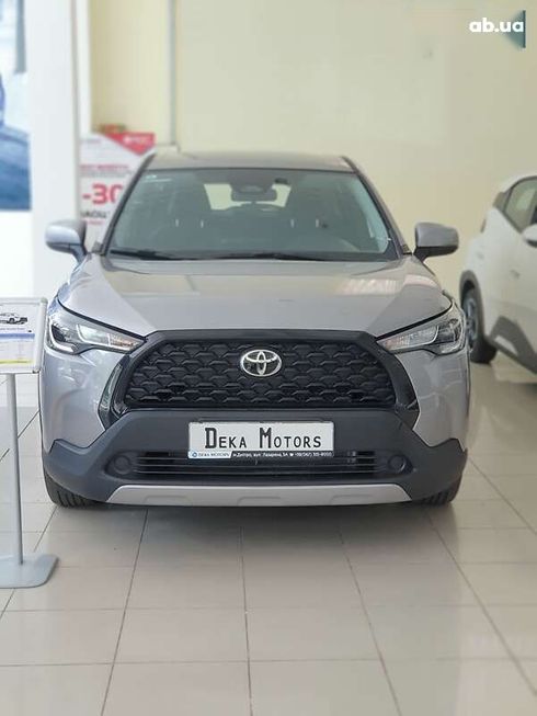 Toyota Corolla Cross 2024 - фото 4