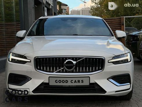 Volvo S60 2020 - фото 3