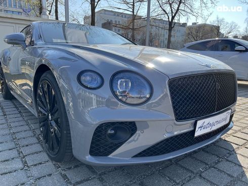 Bentley Continental GT 2022 - фото 29