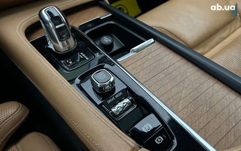 Volvo XC90 2018 - фото 19