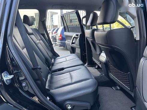 Toyota Land Cruiser Prado 2023 - фото 26