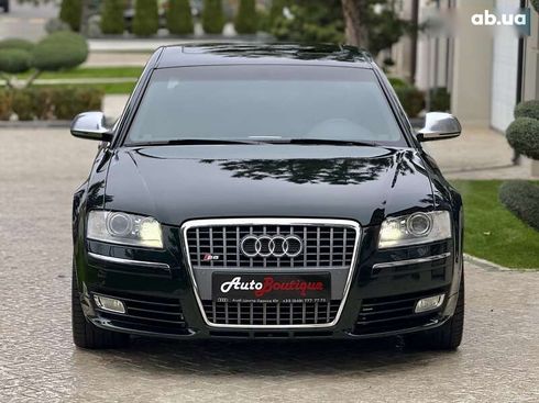 Audi S8 2010 - фото 4