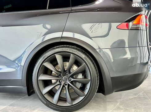 Tesla Model X 2018 - фото 7
