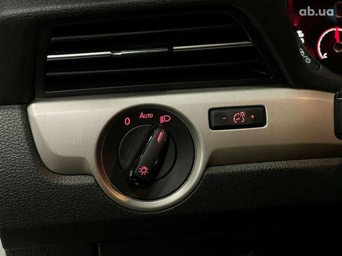 Volkswagen Passat 2020 - фото 22