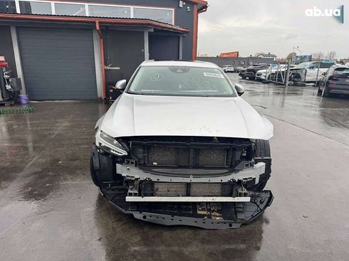 Volvo S90 2017 - фото 2