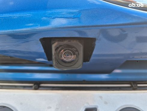 Toyota RAV4 2016 голубой - фото 10