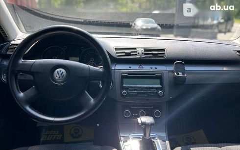 Volkswagen Passat 2010 - фото 10