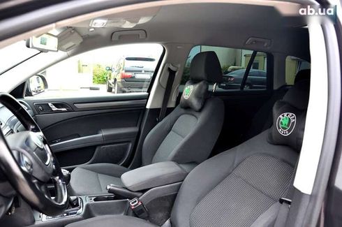 Skoda Superb 2011 - фото 17