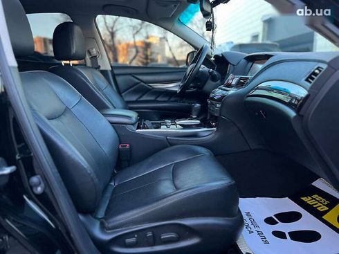 Infiniti Q70 2016 - фото 19