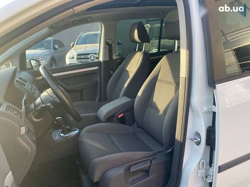 Volkswagen Touran 2015 - фото 17