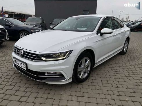 Volkswagen Passat 2017 - фото 3