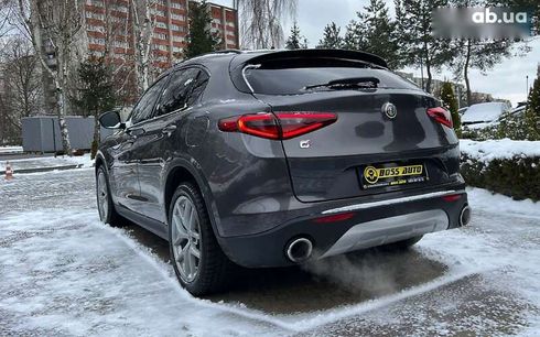 Alfa Romeo Stelvio 2017 - фото 5