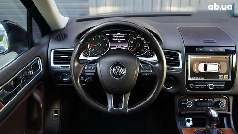 Volkswagen Touareg 2011 - фото 28