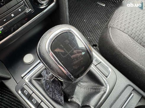 Skoda Superb 2011 - фото 23