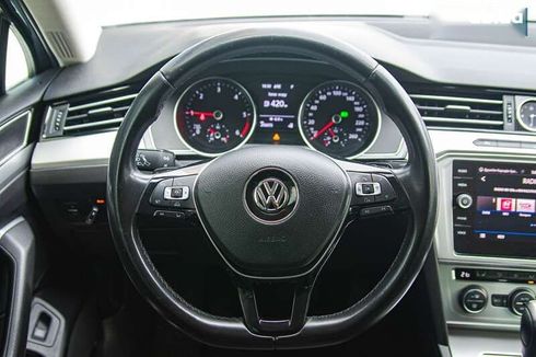 Volkswagen Passat 2017 - фото 19