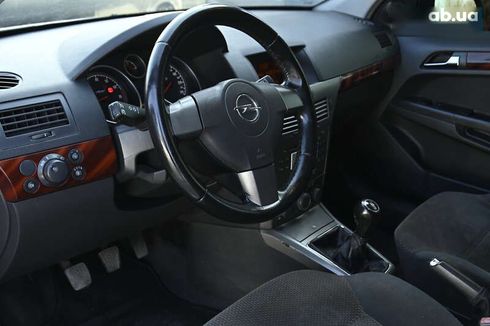 Opel Astra 2005 - фото 16