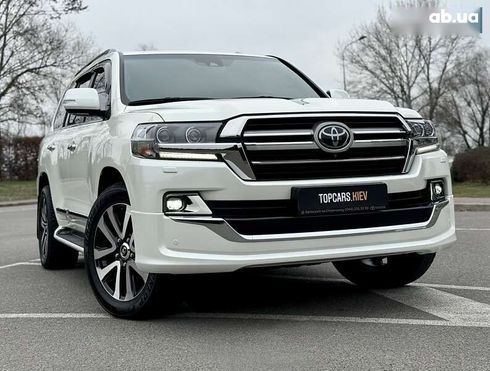 Toyota Land Cruiser 2019 - фото 23