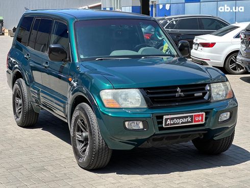 Mitsubishi Pajero Wagon 2001 зеленый - фото 4