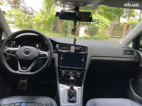 Volkswagen e-Golf 2017 белый - фото 30