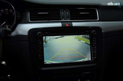 Skoda Superb 2013 - фото 16