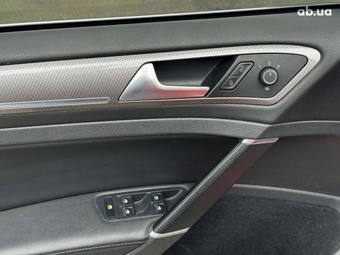 Volkswagen Golf 2016 красный - фото 14