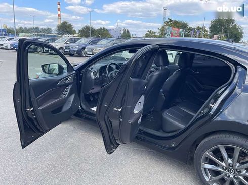 Mazda 3 2018 - фото 13